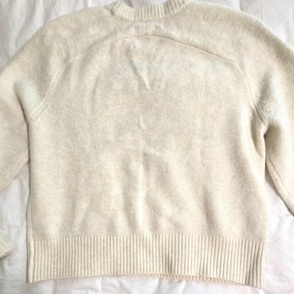 Abercrombie & Fitch Madeline Crew cream knit sweater gray bow S - Picture 4 of 7